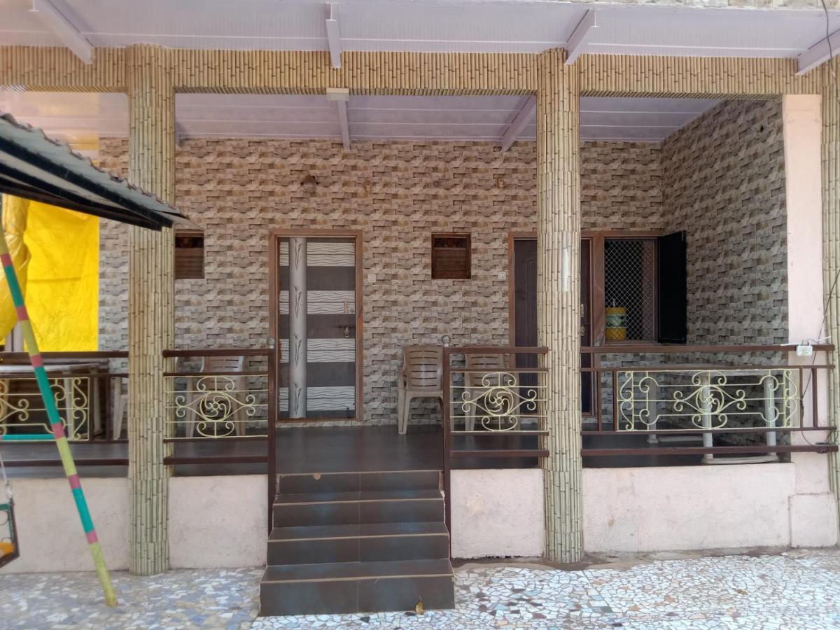 New Alpha House Matheran Hotel ภายนอก รูปภาพ