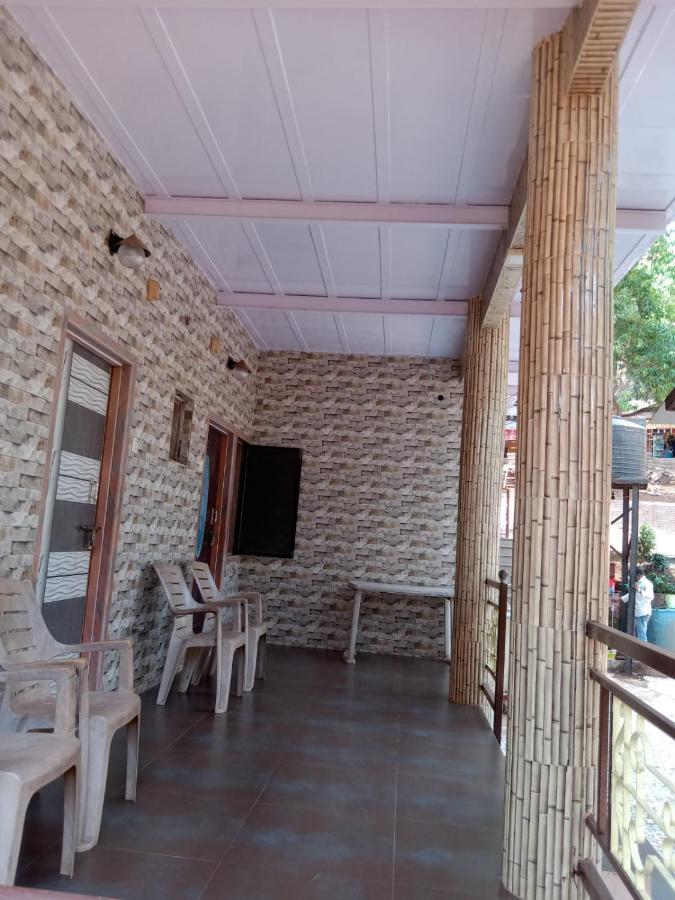 New Alpha House Matheran Hotel ภายนอก รูปภาพ